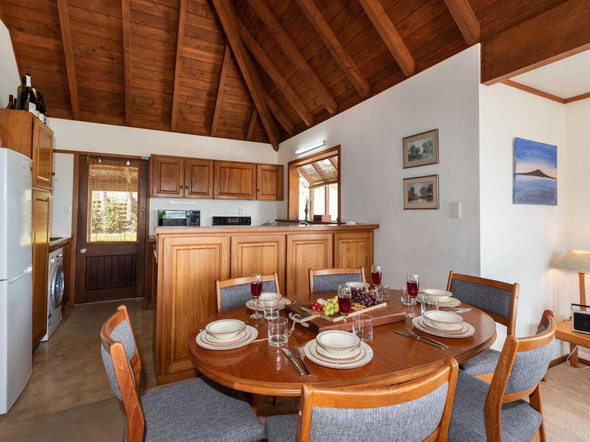 Te Maiki Escape - Russell Holiday Home Ngoại thất bức ảnh