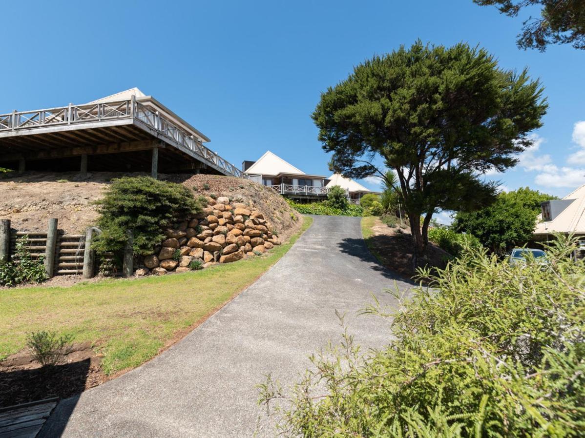 Te Maiki Escape - Russell Holiday Home Ngoại thất bức ảnh